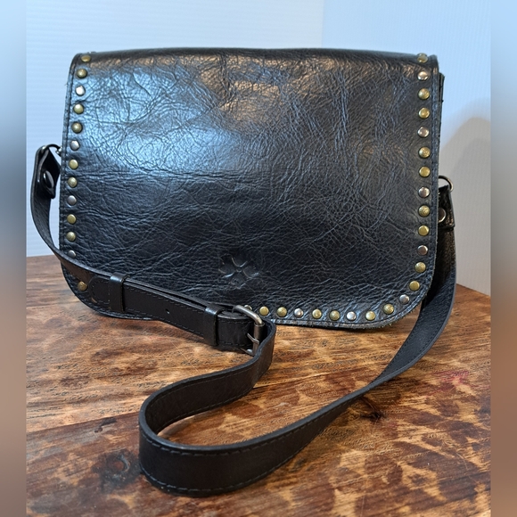 Patricia Nash Handbags - Patricia Nash Vitellia Flap Black Leather Crossbody Purse